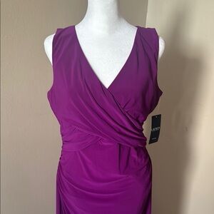 NWT Ralph Lauren V-Neck Bodycon Dress Size 12; beautiful Grape Color